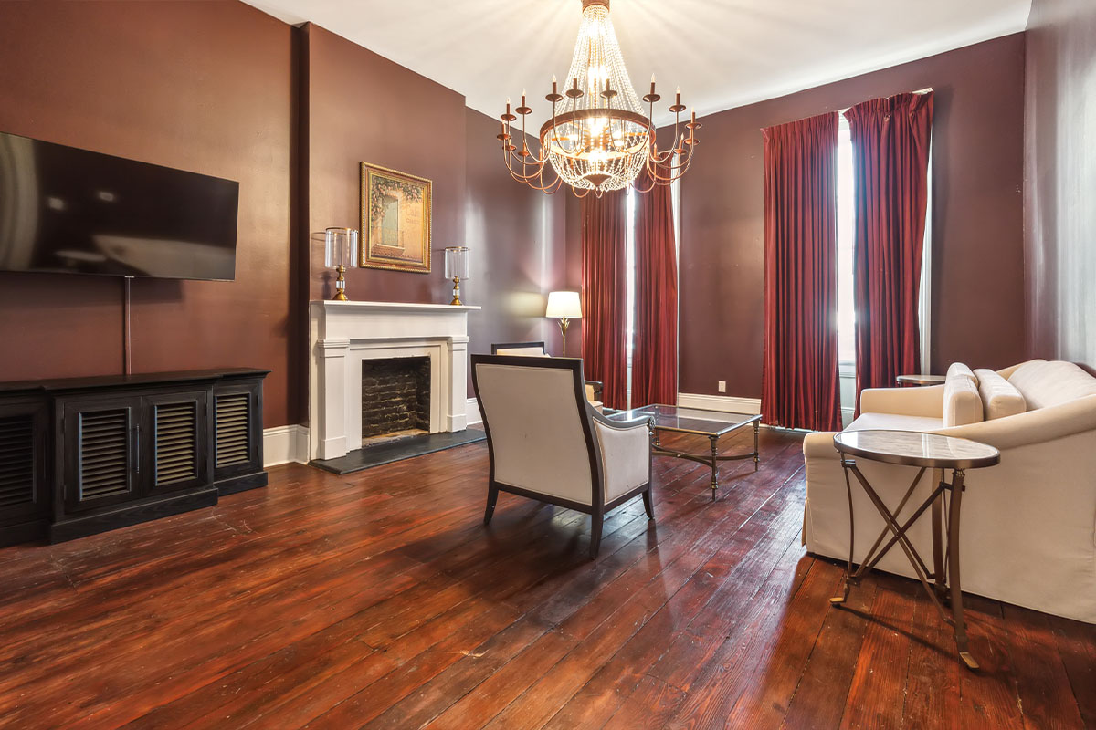 Executive-Suite-3-1200x800