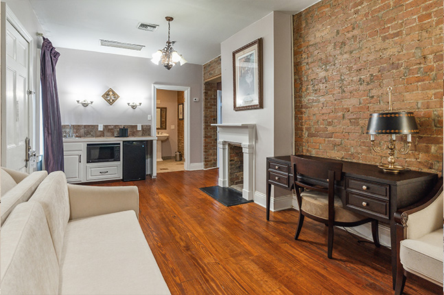 Honeymoon-Degas-Suite-2025-2-647x430