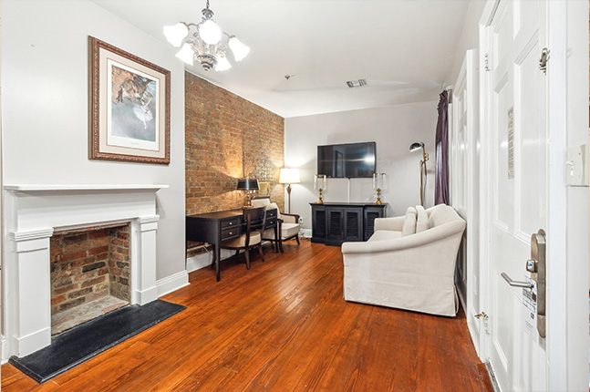 Honeymoon-Degas-Suite-2025-3-647x430